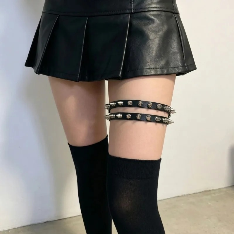 Double Row Cone Spike Leg Gart - Body Jewelry Thigh Chain ulasan dan harga