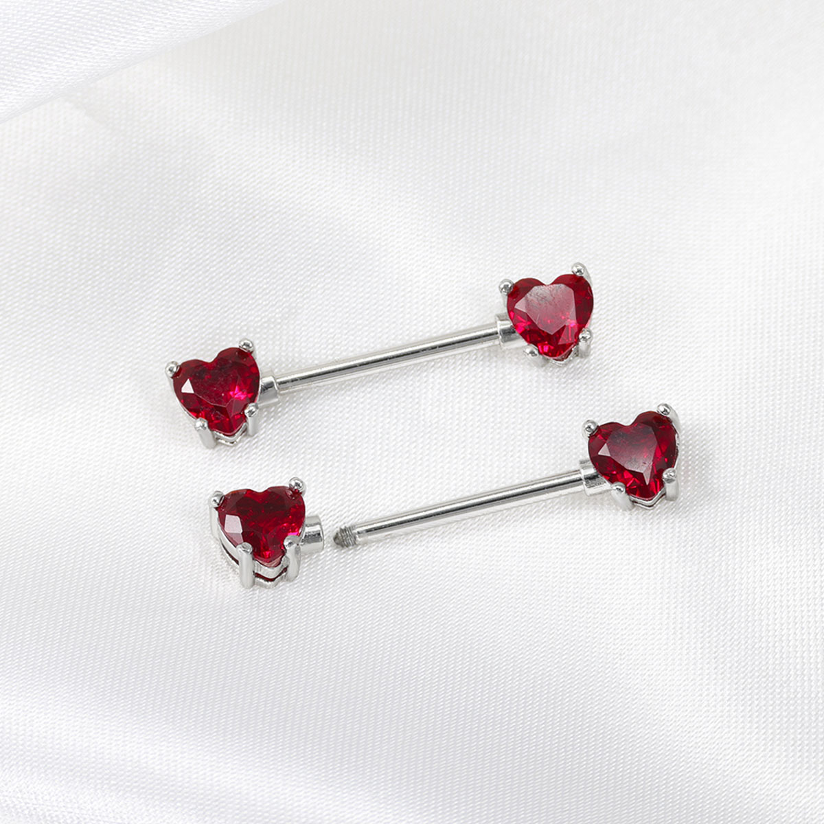 6 pcs Colored Heart-Shaped Cub - Belly Bar Titanium ulasan dan harga